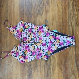 Cupshe Floral One Piece Swimsuit